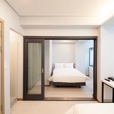 K-Grand Hostel Sinchon
