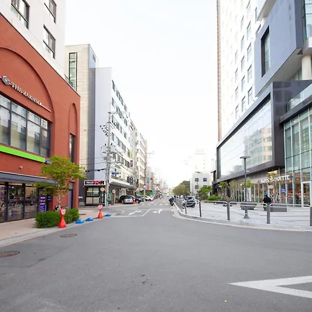 K-Grand Hostel Sinchon