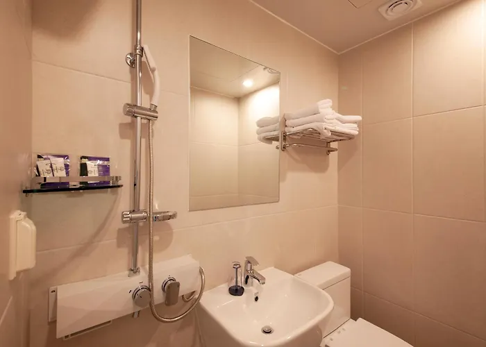 K-grand Sinchon Hotel