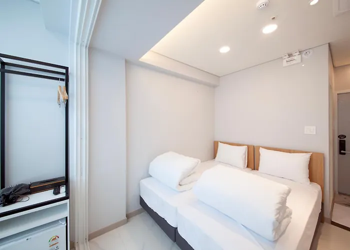 Hotel K-grand Sinchon *